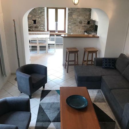 Charmante Maison Entre Terre Et Mer Plouaret Екстериор снимка