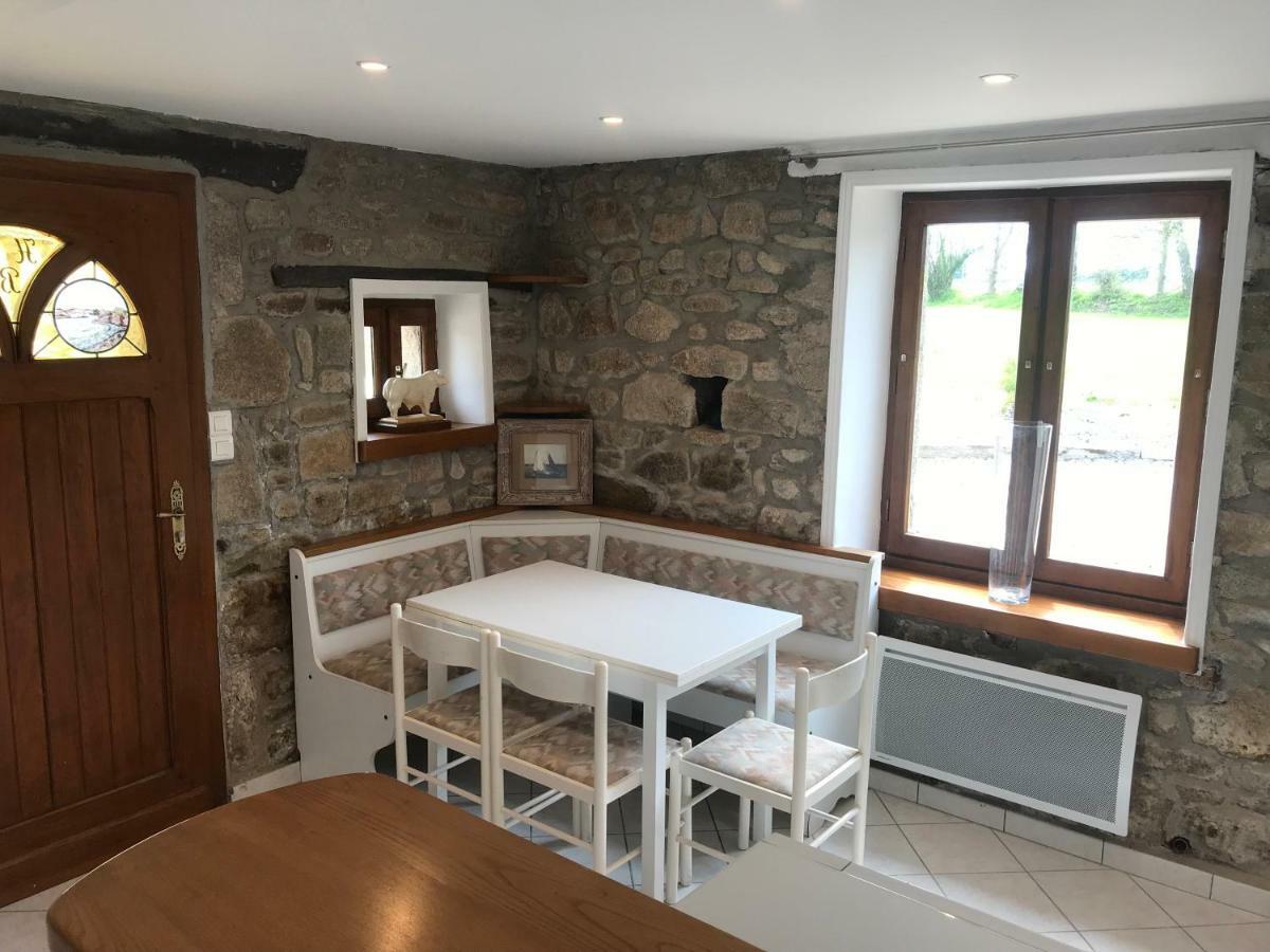 Charmante Maison Entre Terre Et Mer Plouaret Екстериор снимка